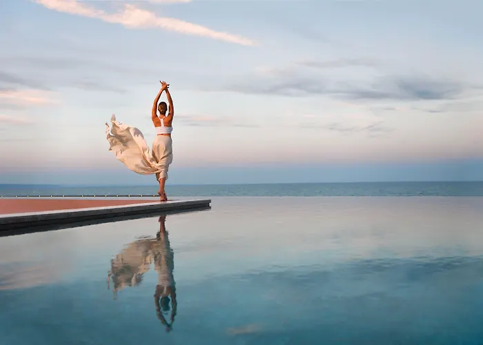 Хотел Grifid Encanto 4*